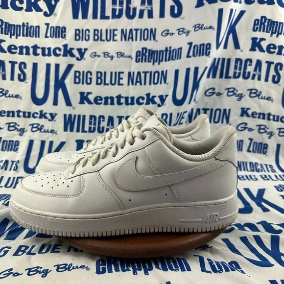 Nike Air Force One men’s size 11 - Picture 5 of 9